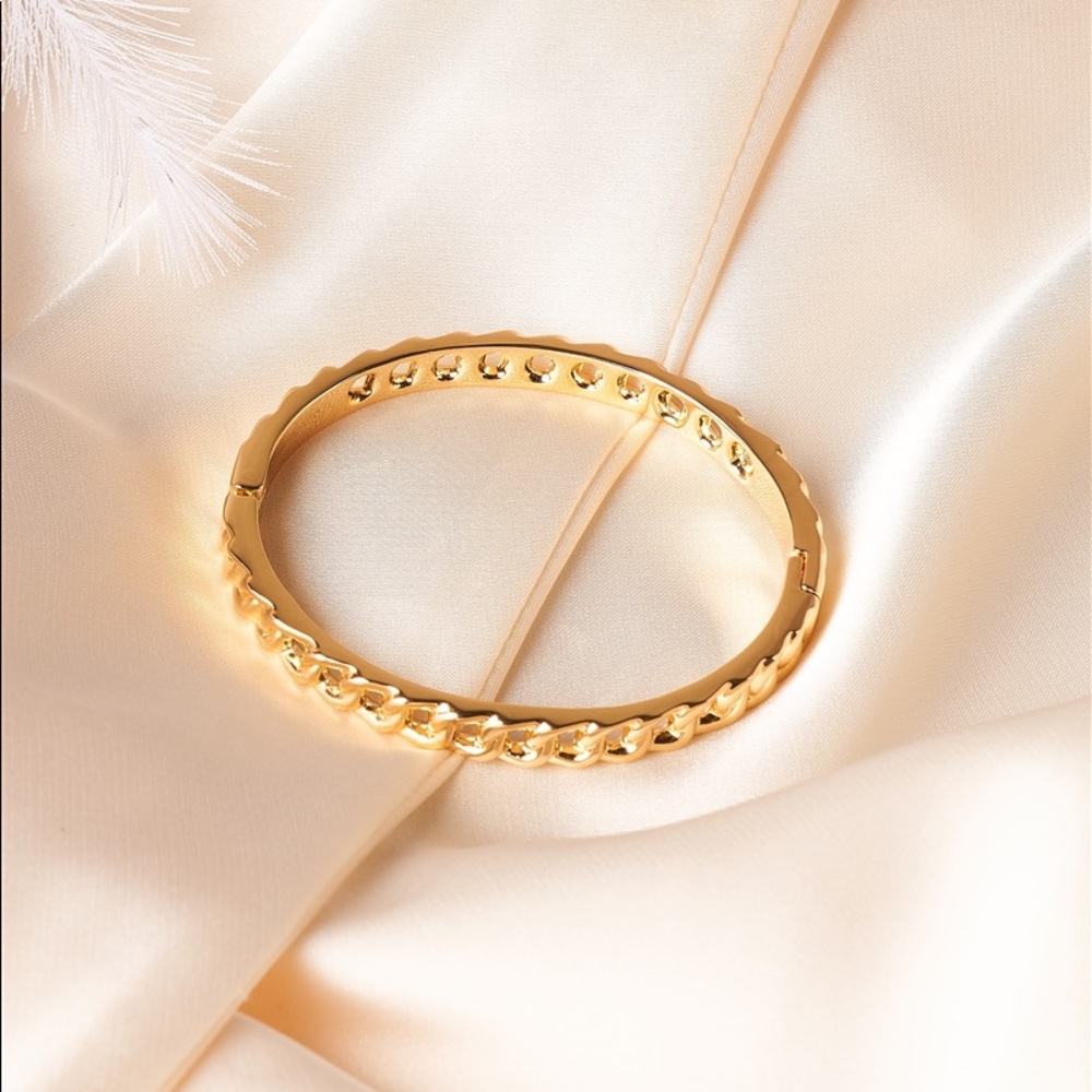 Ryleigh Gold Chain Bracelet - Picture 1 of 2